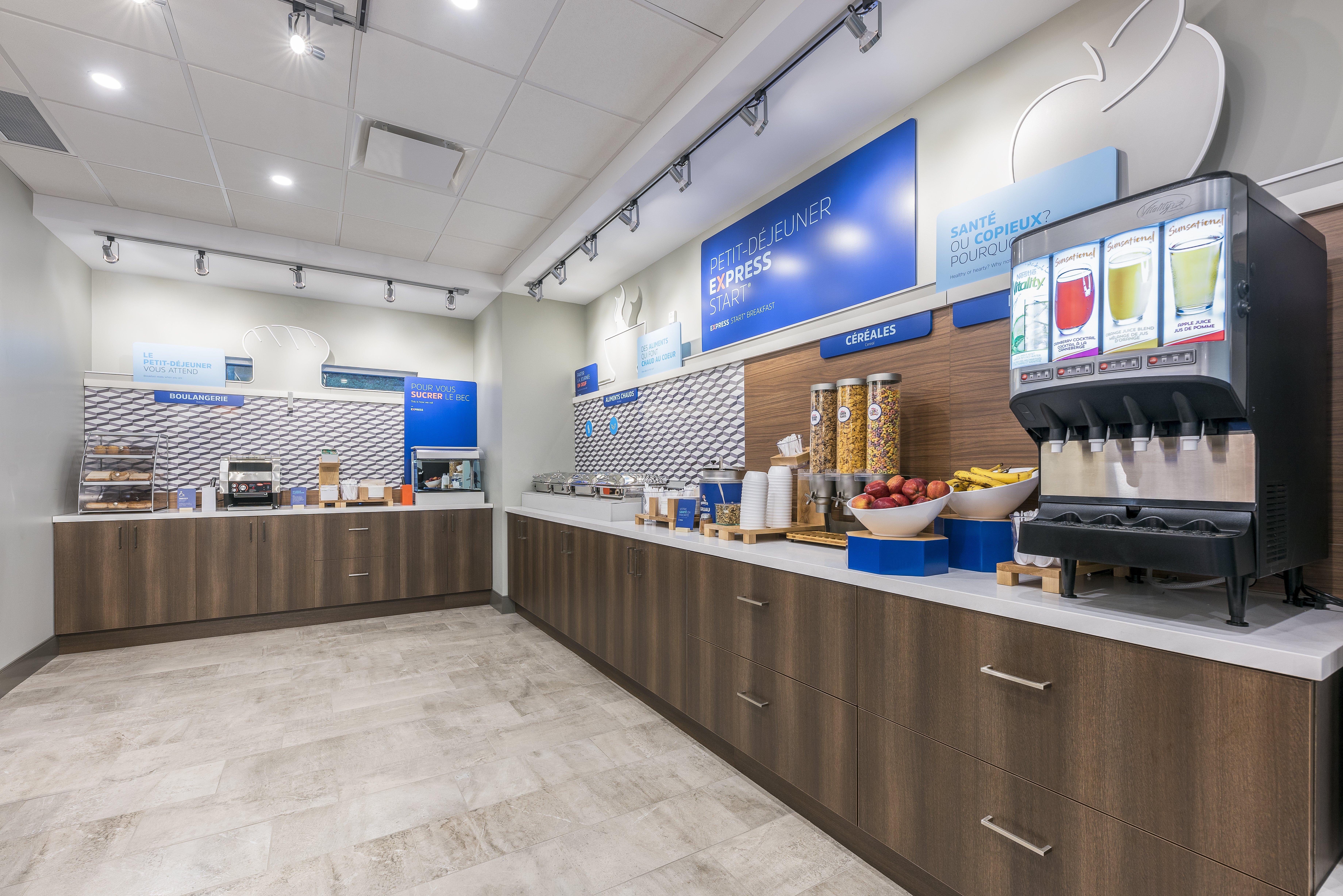 Holiday Inn Express & Suites Moncton By Ihg Extérieur photo